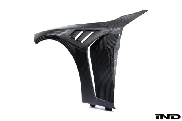 Alpha-N G8X M3 / M4 Carbon Vented Front Fender Set